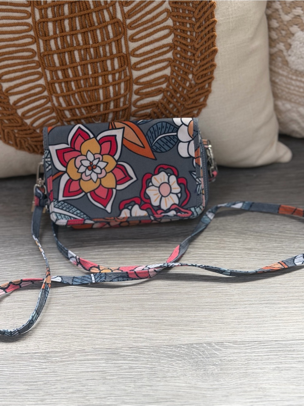 Floral Printed Crossbody Wallet/Bag in Gray and Multicolor